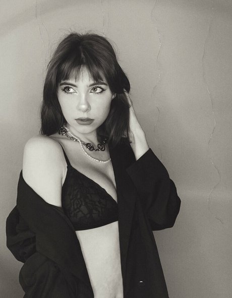 zlatka lesenok pornstar beautiful images