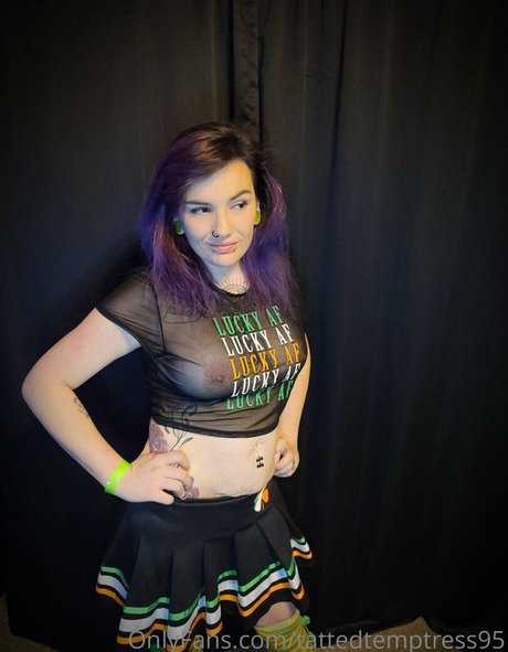 tattedtemptress95 star porn galleries