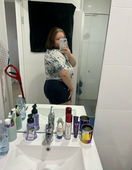 brattyprincess25 exclusive actress photo