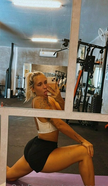 sianaanaom high quality pornstar pic