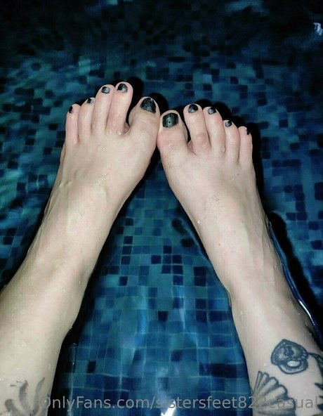 sistersfeet822casual perfect pornstar img