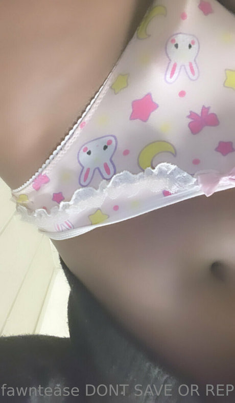 Fawntease sexy star gallery