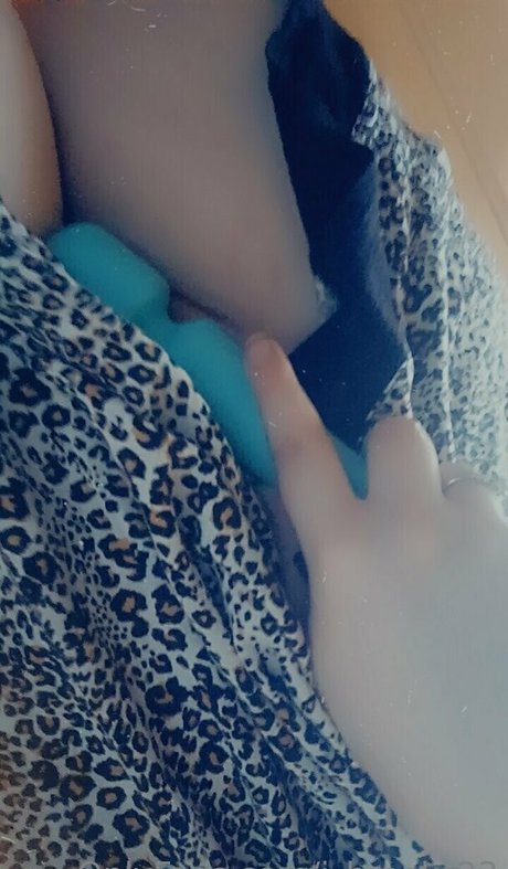 trichome skye model high quality photos