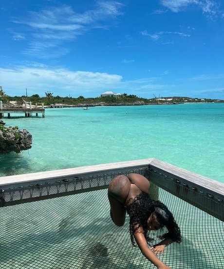 Lovelyruthiee star sexy galleries