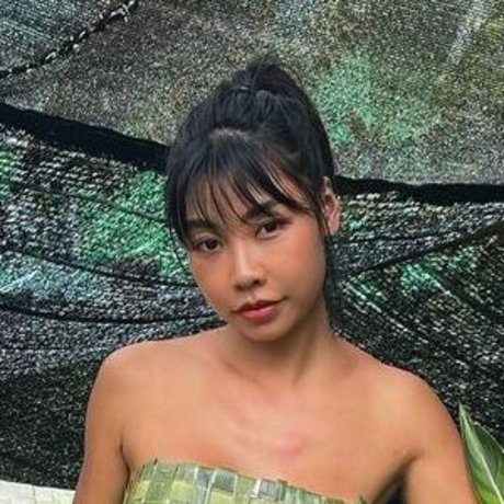 Aunaun Janthana model naked gallery