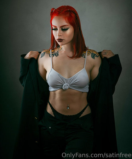 satinfree nudes model archive