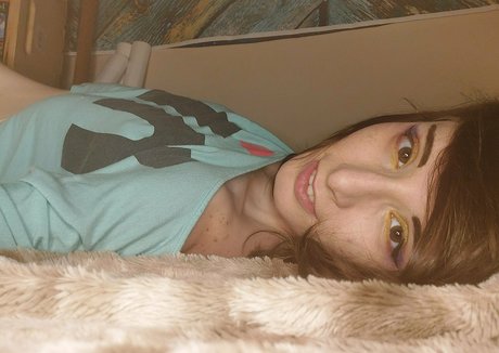 chxsoup model free photo