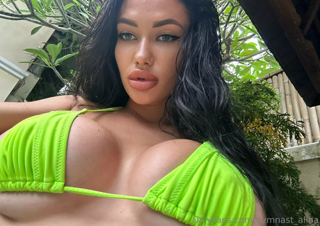 blonde hot wife onlyfans nude images