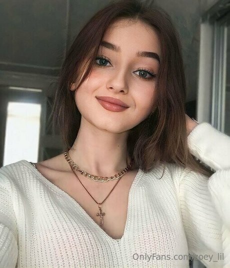 zoey lil star exclusive image