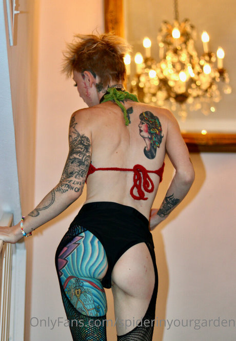 spiderinyourgarden free actress img