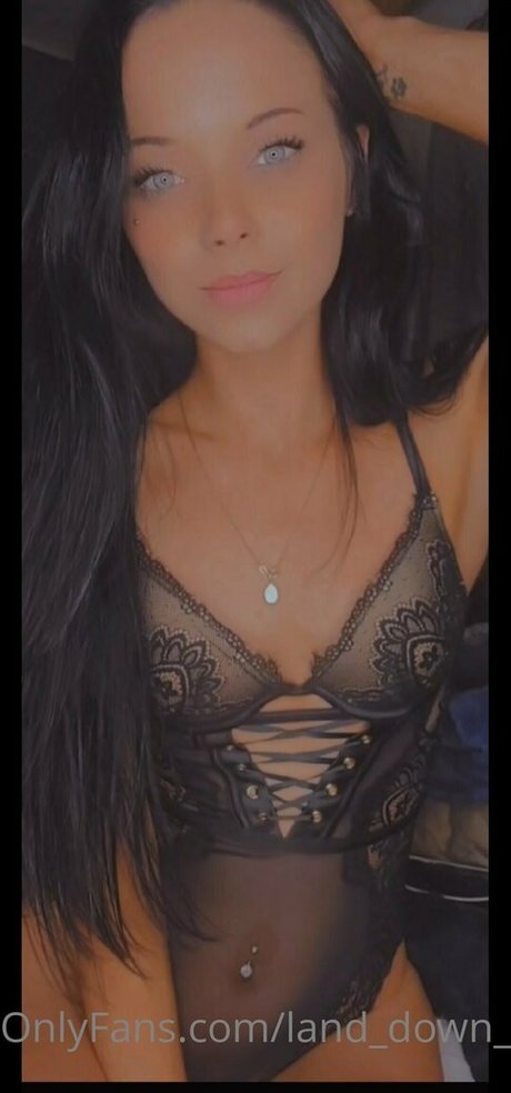 land down under gal hd actress gallery