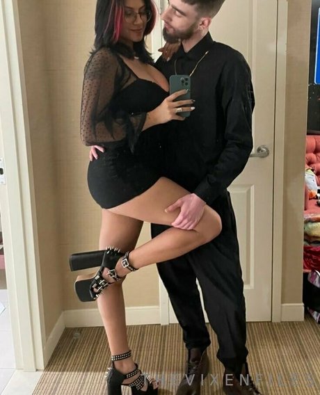 thevixenfiless pornstar top photo