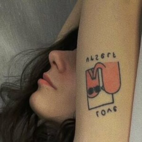 Mussessein nudes star images