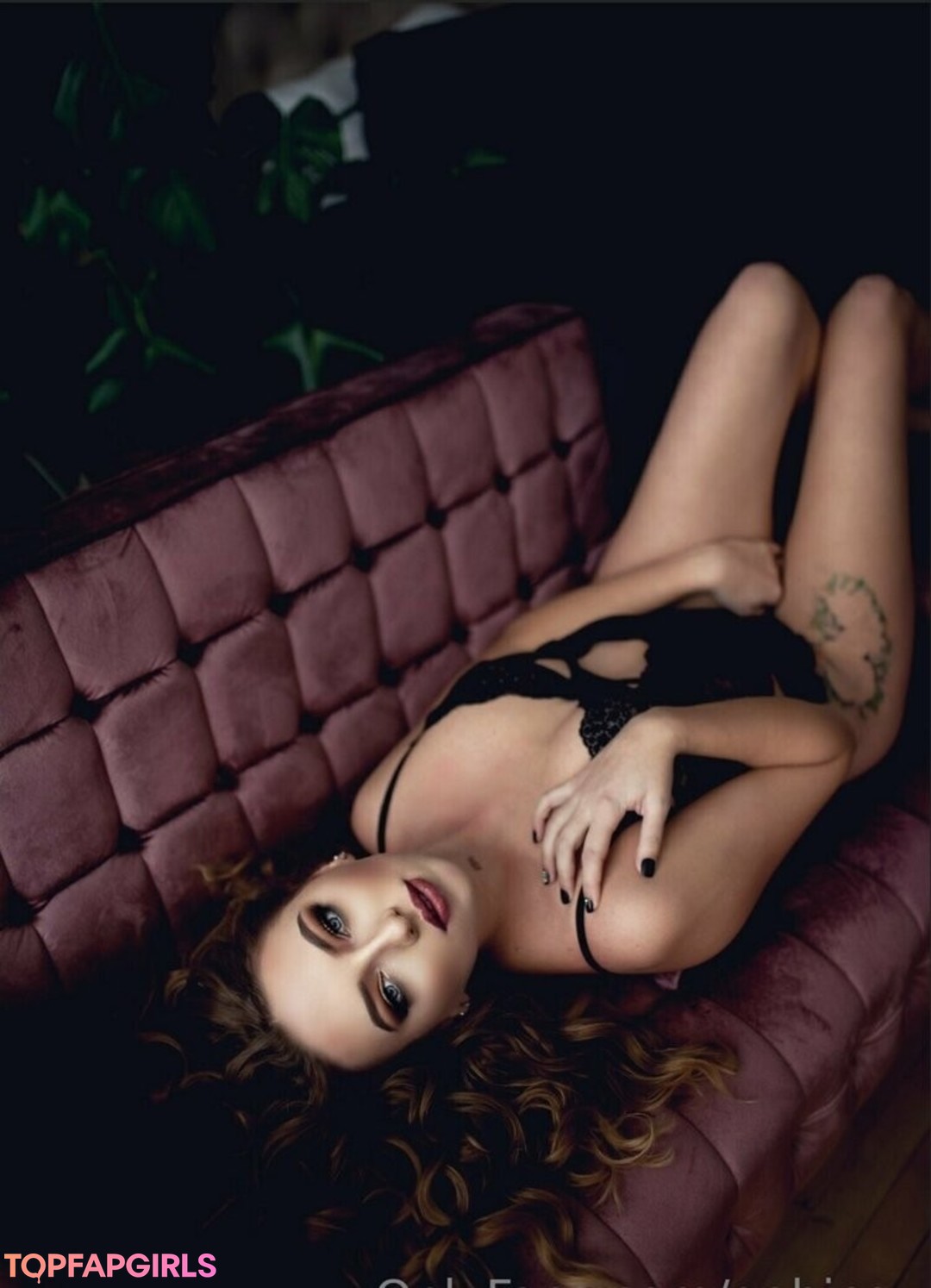 gabicox naked model gallery