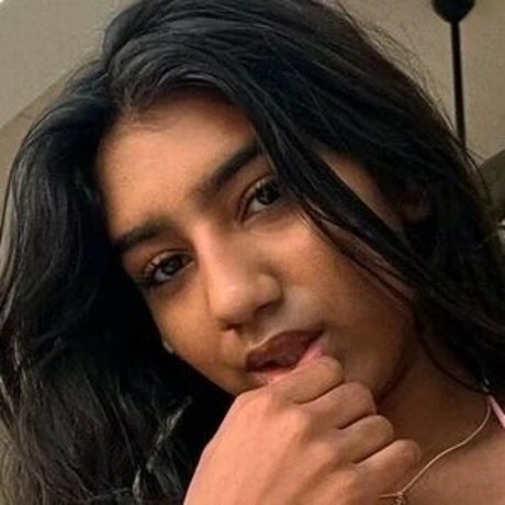 Amira Shiwraj nice actress gallery