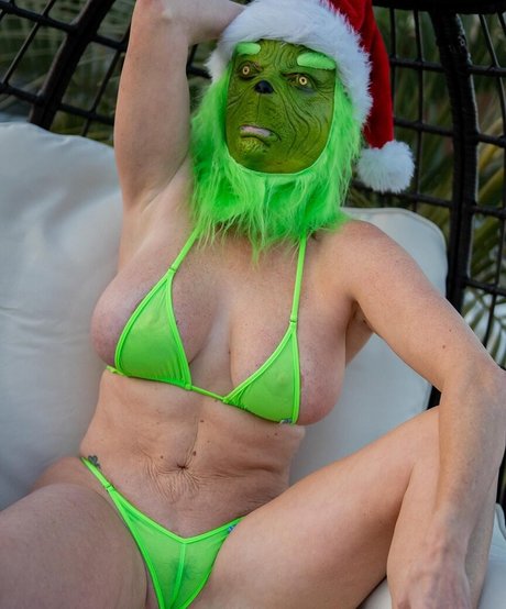 patty b bikini sexy pornstar pictures