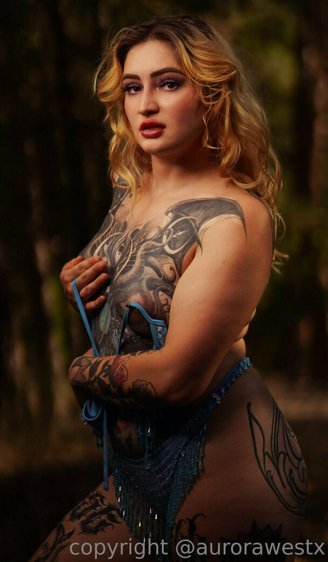 aurorawestx model sexy picture