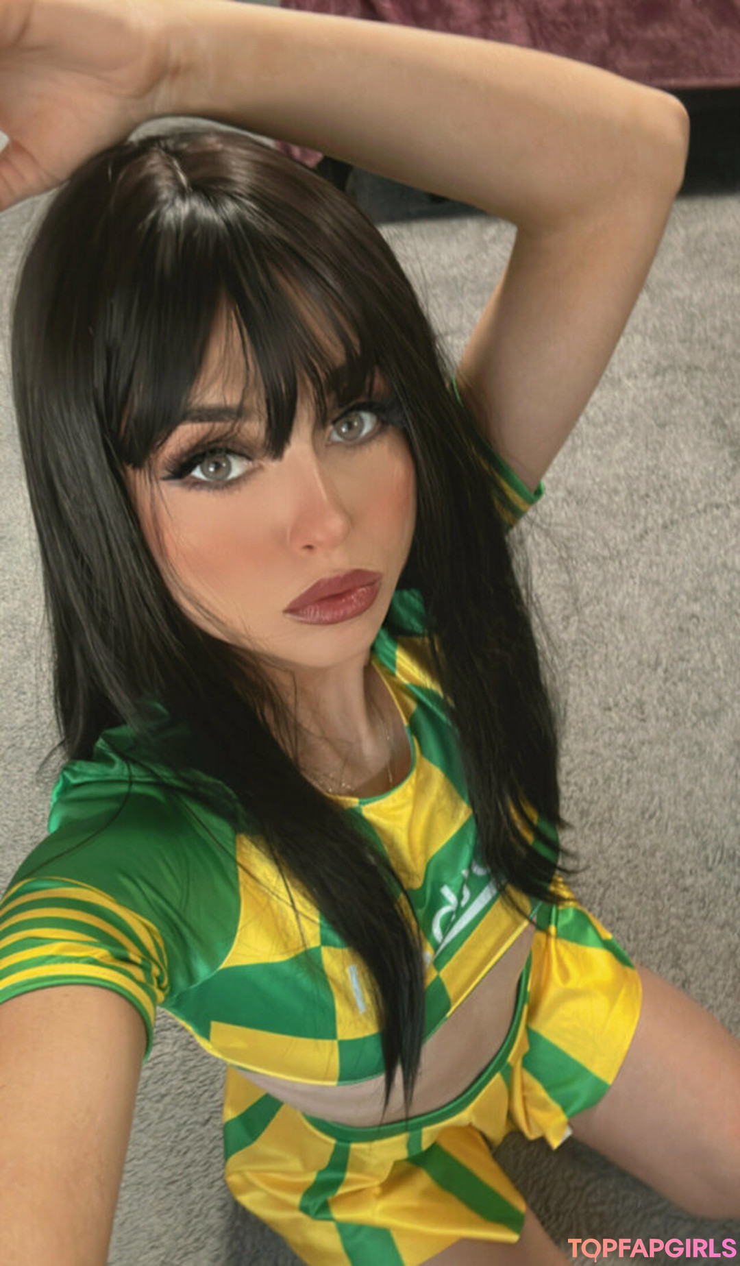 yunamoonx000 erotic model pictures