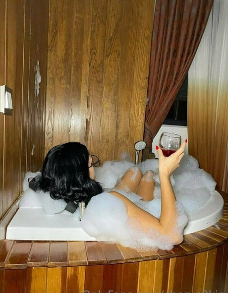 cheryc0kie naked model photos