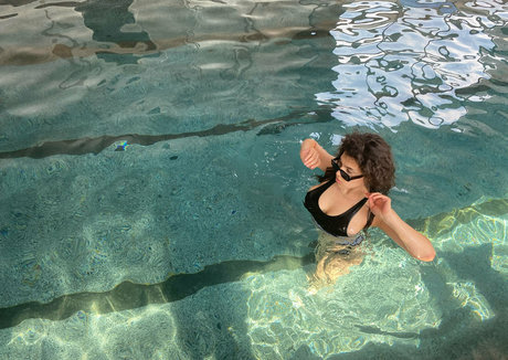 curlysueeee model naked images