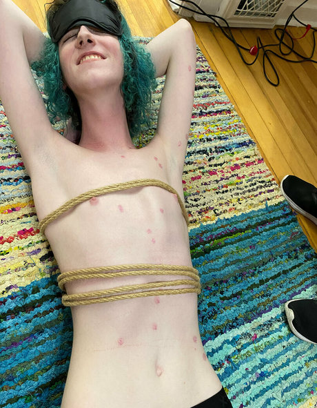 camryncorder model high quality images