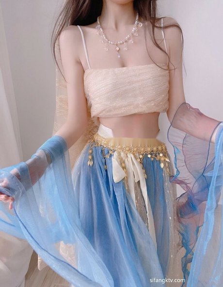 Yu Yuan Yaya beautiful star picture