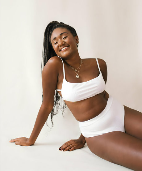 Sarah Aline star xxx image