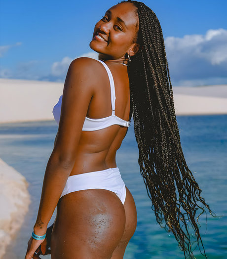 Sarah Aline sexy pornstar photo