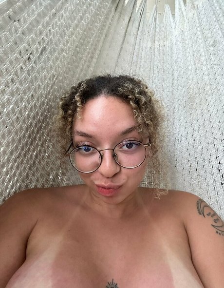 ziirrb model porn image