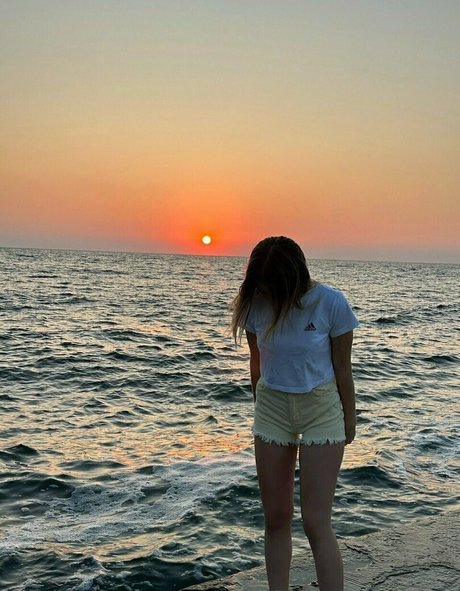 sunnyjenny beautiful model pic