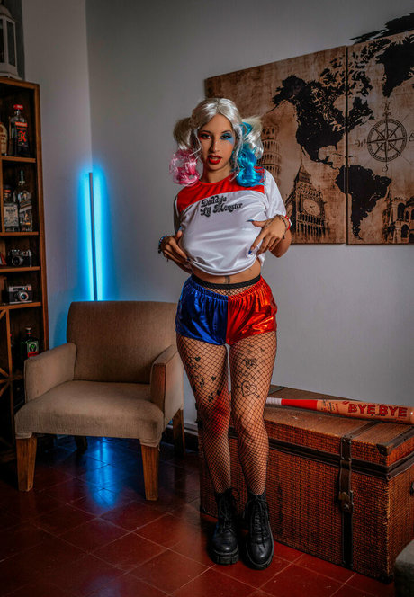 sunny bunny xx naked pornstar photos