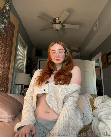 Fertile Myrtle star adult images