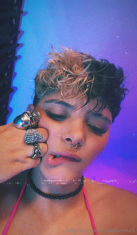 isabellamout1 sexy model picture