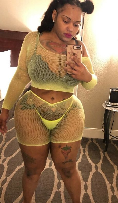 ButterflyBee89 model nude photos