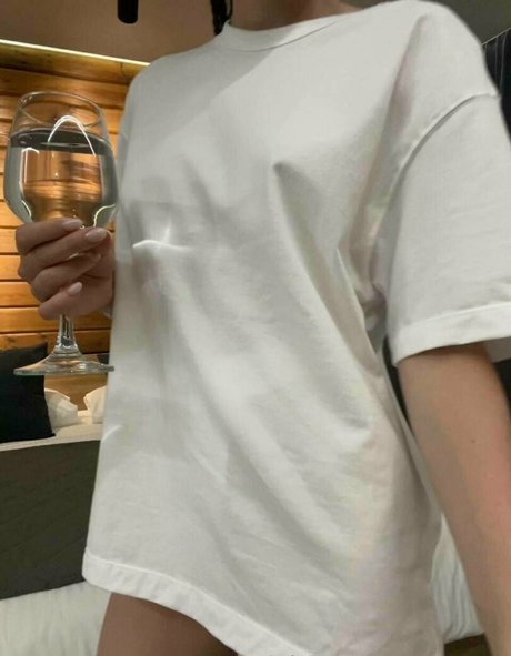 yanasugarr model nudes photo