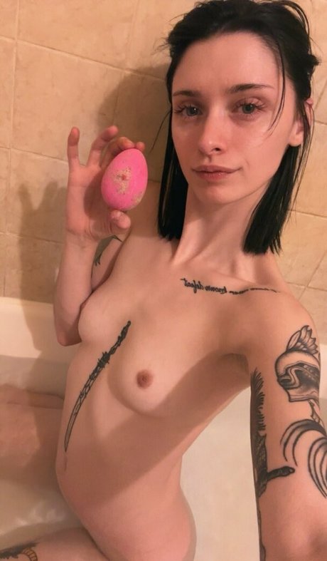 daddysgoblin model nude gallery