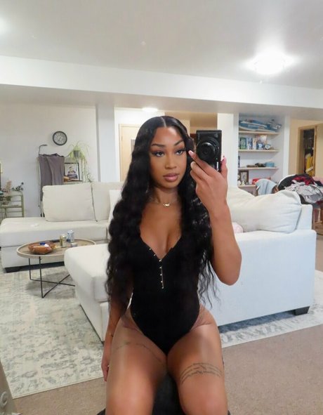 exoticblasiann Profile pic