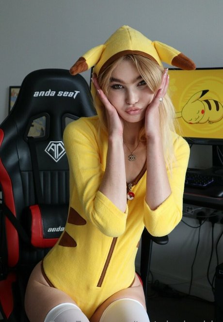 tasteicebarbie nude model images