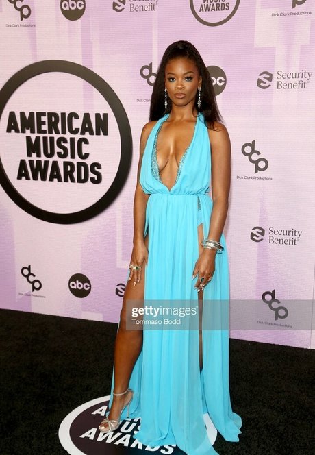 Ari Lennox hd pornstar pics