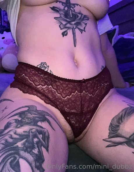 Mini dubbz naked actress img