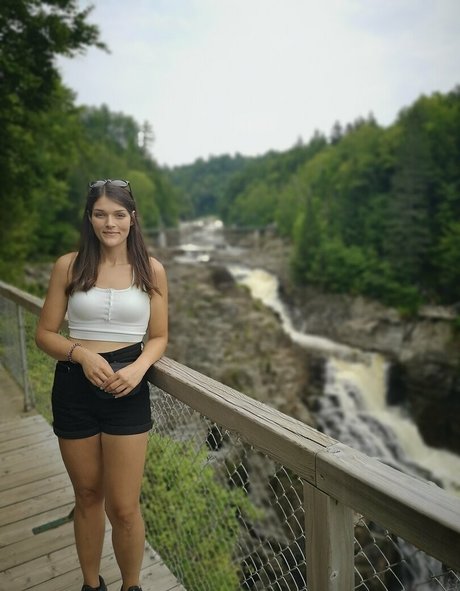 Vanessa Berge nudes model archive