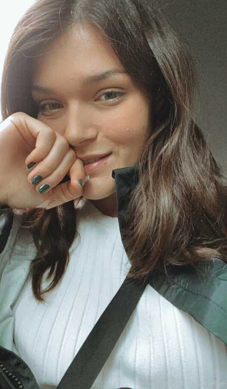 Vanessa Berge model pornographic picture