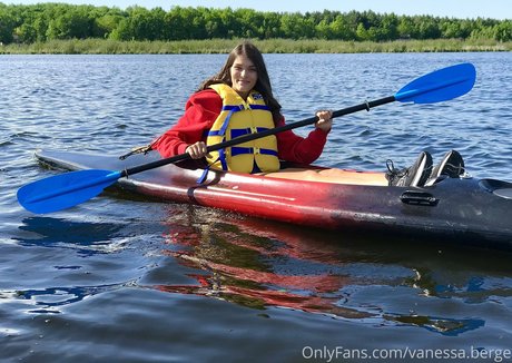 Vanessa Berge model beautiful pic