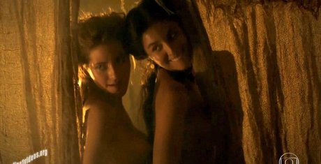 Yanna Lavigne star sexy galleries