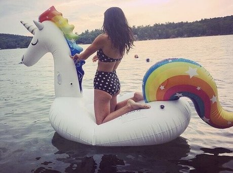 Alyssa Limperis model exclusive pictures