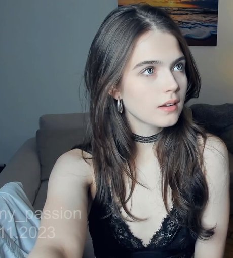 Look my passion free model photo