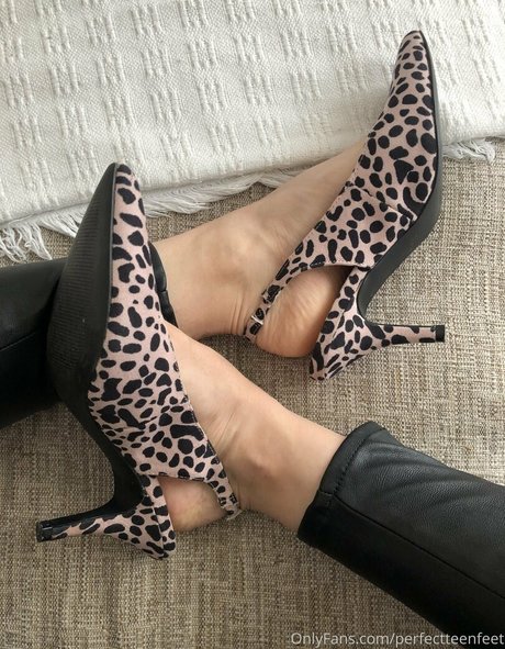 perfectteenfeet pornstar adult images