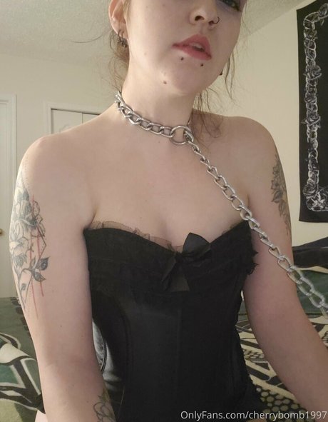 dreadfuldesire Profile pic