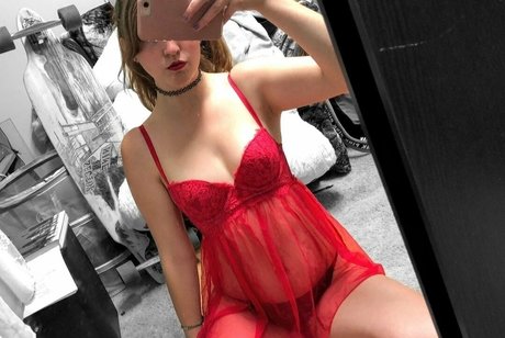 dreadfuldesire hd model pictures