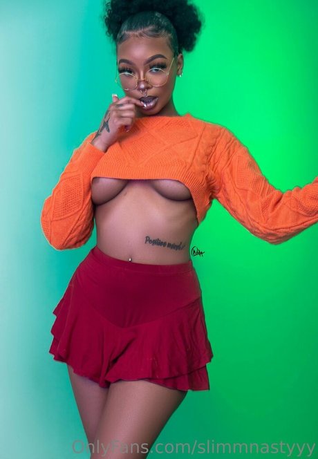 slimmnastyyy pretty pornstar pic